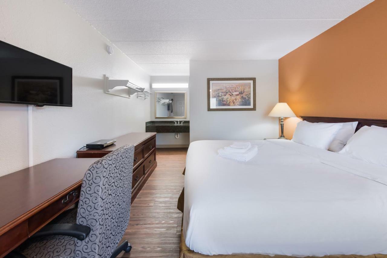 Americas Best Value Inn Колумбус Экстерьер фото